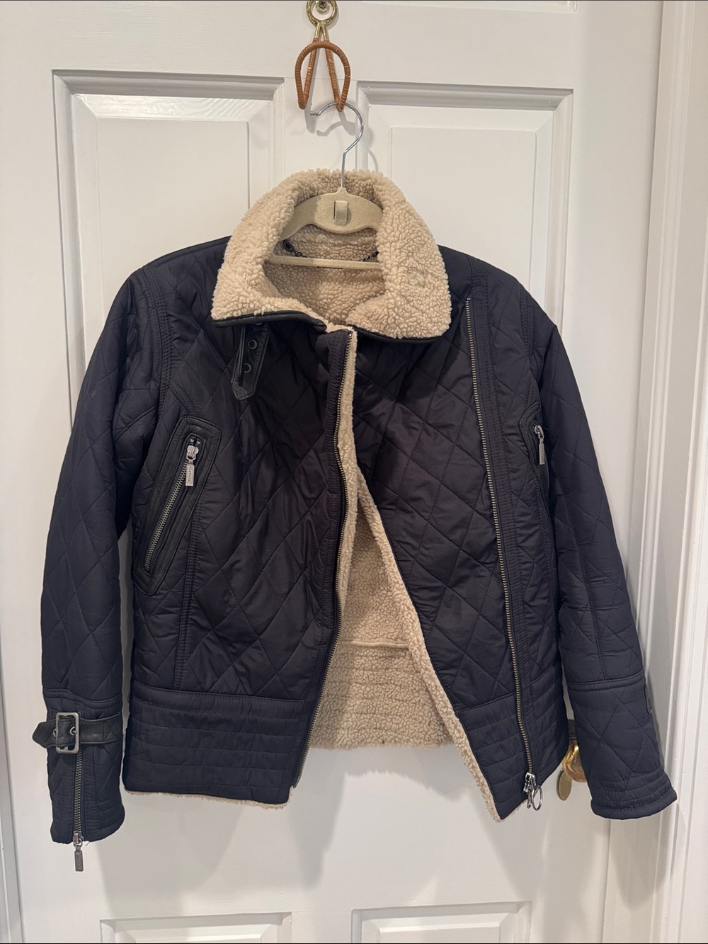 Barbour Quilted Black Jacket with Cream Sherpa Lining